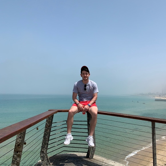 Meet your Posher, Gil - Picture 1 of 1